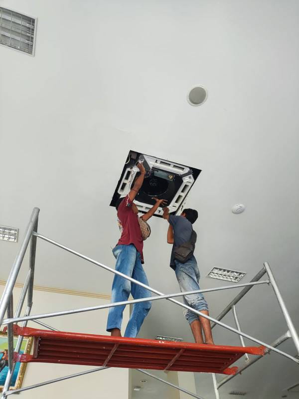 WhatsApp Image 2024-08-25 at 09.08.26 (1)