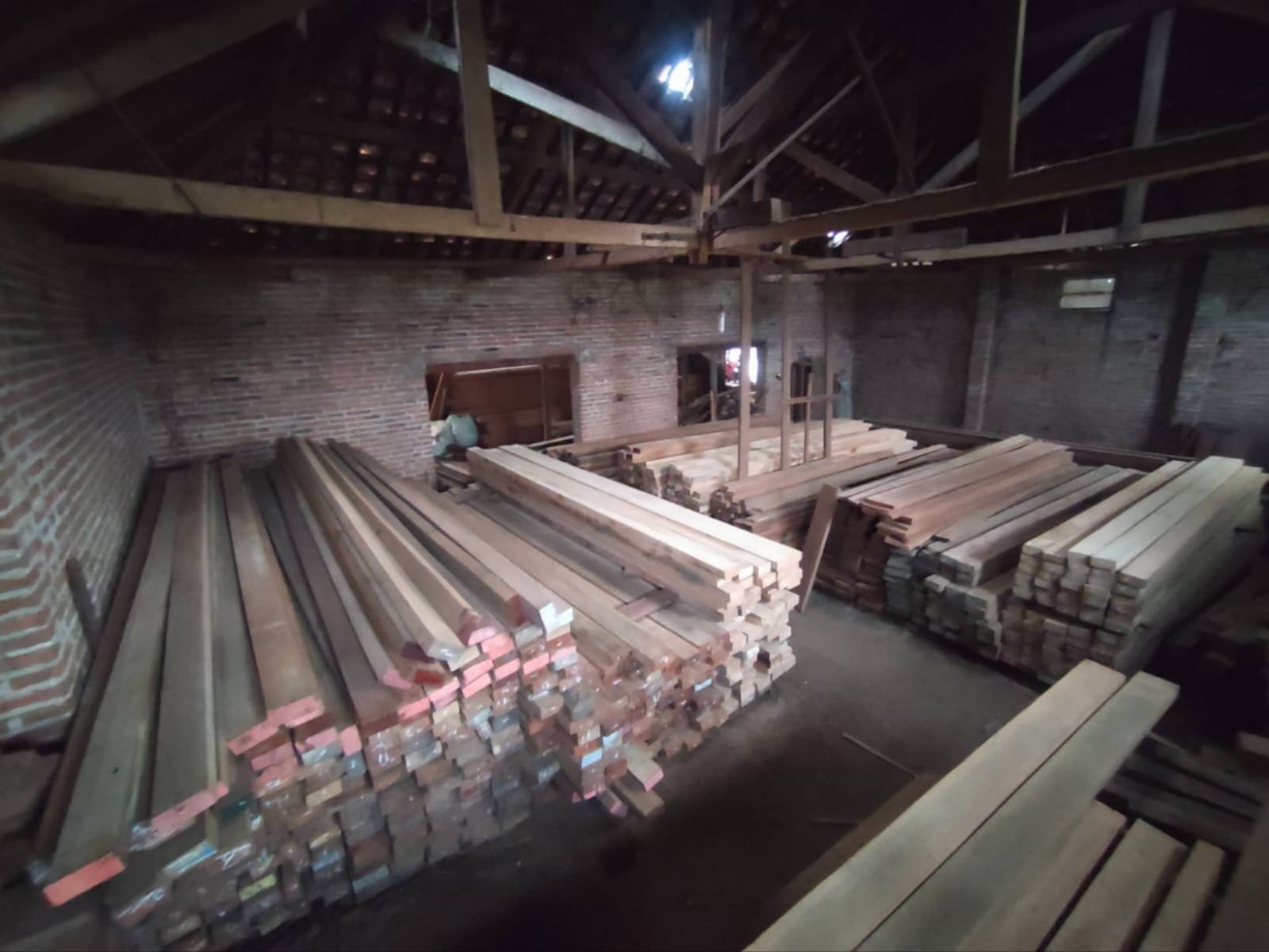 WhatsApp Image 2024-10-04 at 23.38.31