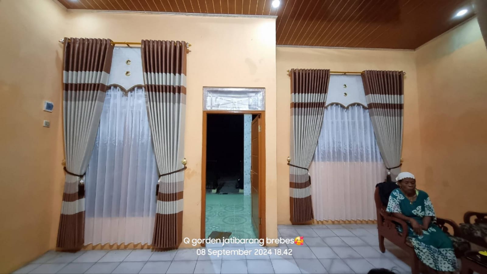 WhatsApp Image 2024-10-11 at 17.42.43