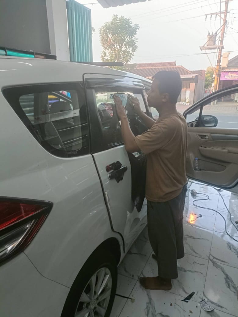 WhatsApp Image 2024-11-05 at 23.31.27 (1)