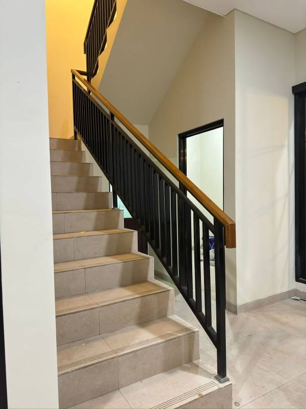 WhatsApp Image 2025-12-06 at 22.19.24